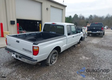 2001 Mazda B3000 Ds/Se z USA, uszkodzony, nr VIN 4F4YR16U81TM01957